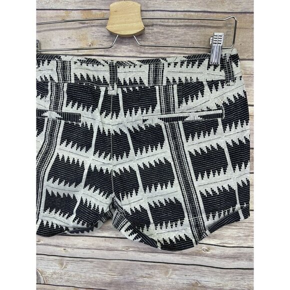 American Eagle Womens 6 Midi Shorts Stretch Boho Southwest Print Gray Tan Flat - Picture 7 of 10